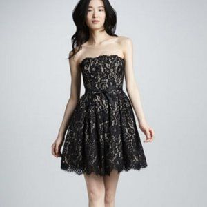 Neiman Marcus Robert Rodriguez Black Lace Strapless Fit & Flare Party Dress S